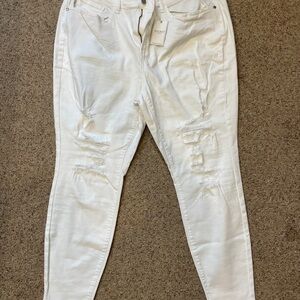 Judy Blue White Distressed Skinny Jeans